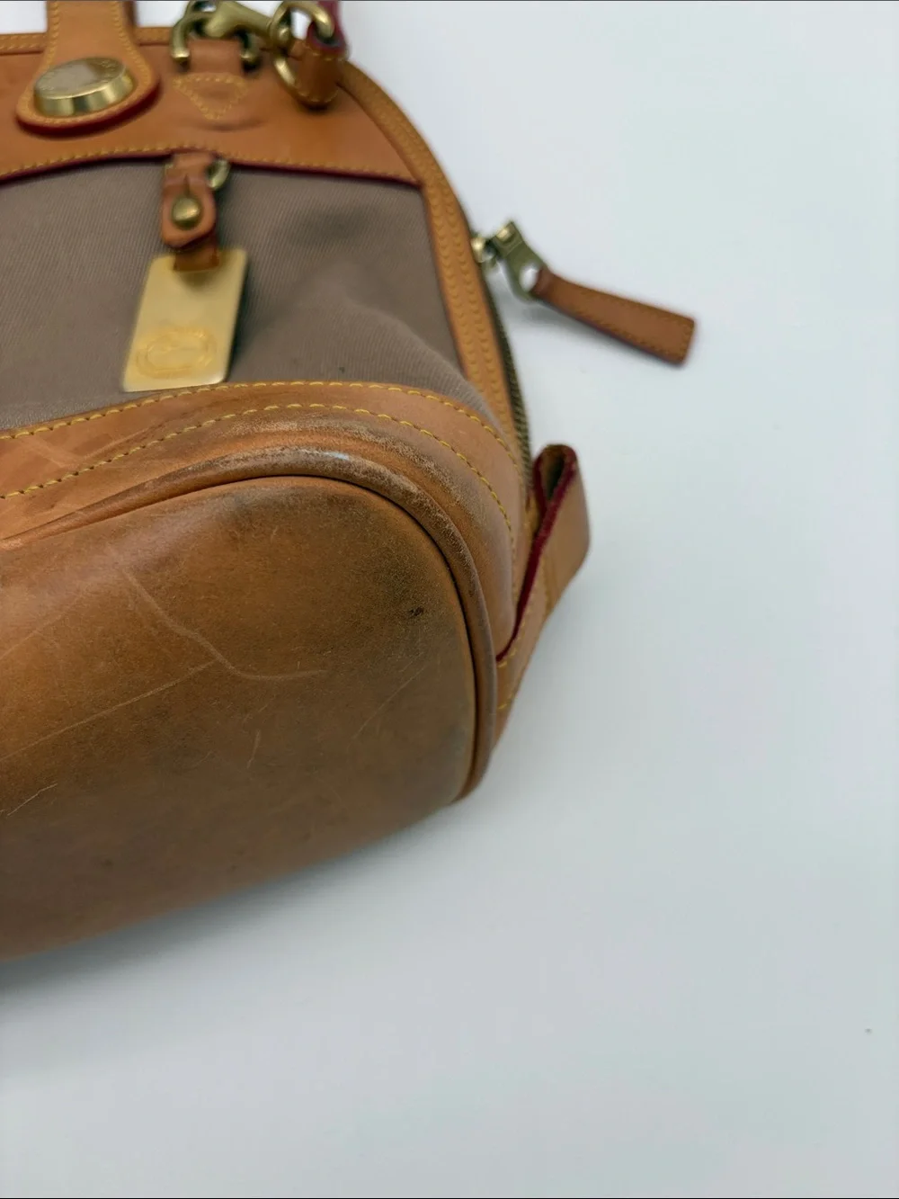 VTG Dooney & Bourke Cabriolet Tan Leather Canvas Dome Handbag Purse USA BLEMISH